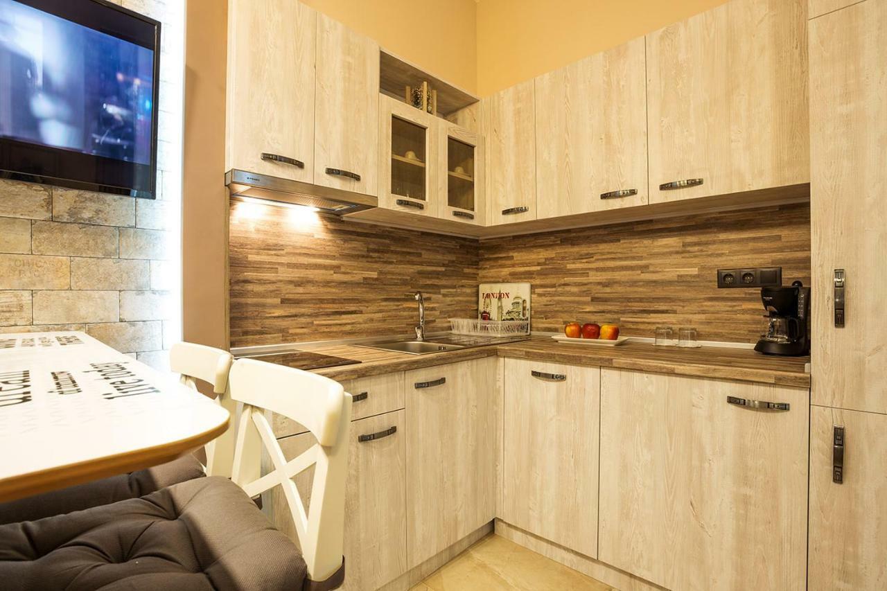 Place By Hmg Hotel