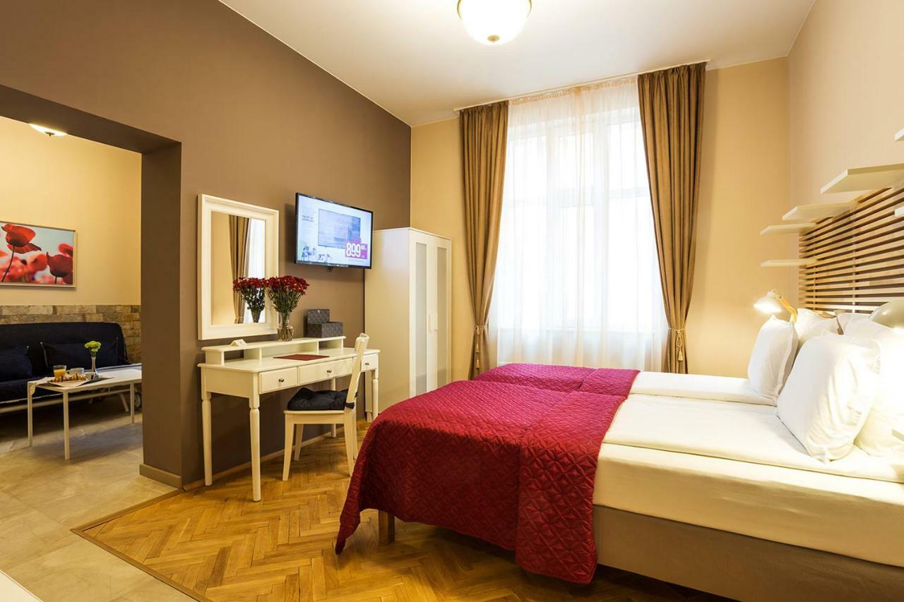 Place By Hmg Hotel 3*